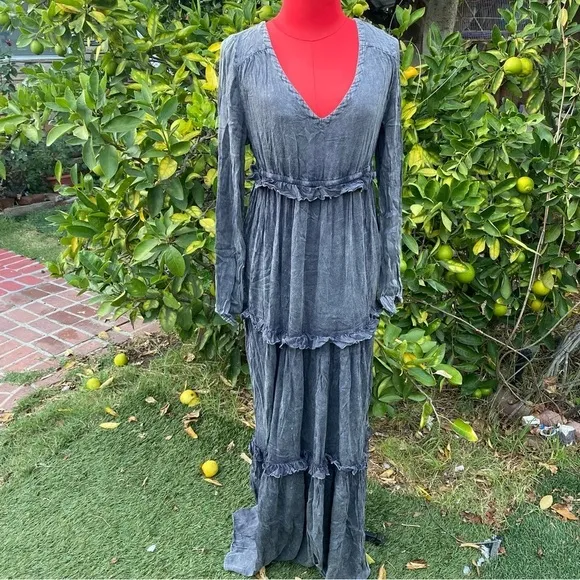 NWT Chaser Long Sleeve V Neck Ruffle Maxi dress in Flax Cloud Wash medium