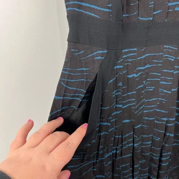 NWT Rebecca Taylor Blue &amp; Black Tiger Pleated Dress