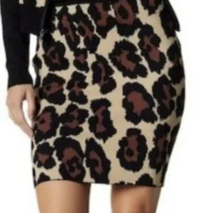 Romeo &amp; Juliet Couture Animal Print Knit Pencil Skirt NEW WITH TAGS