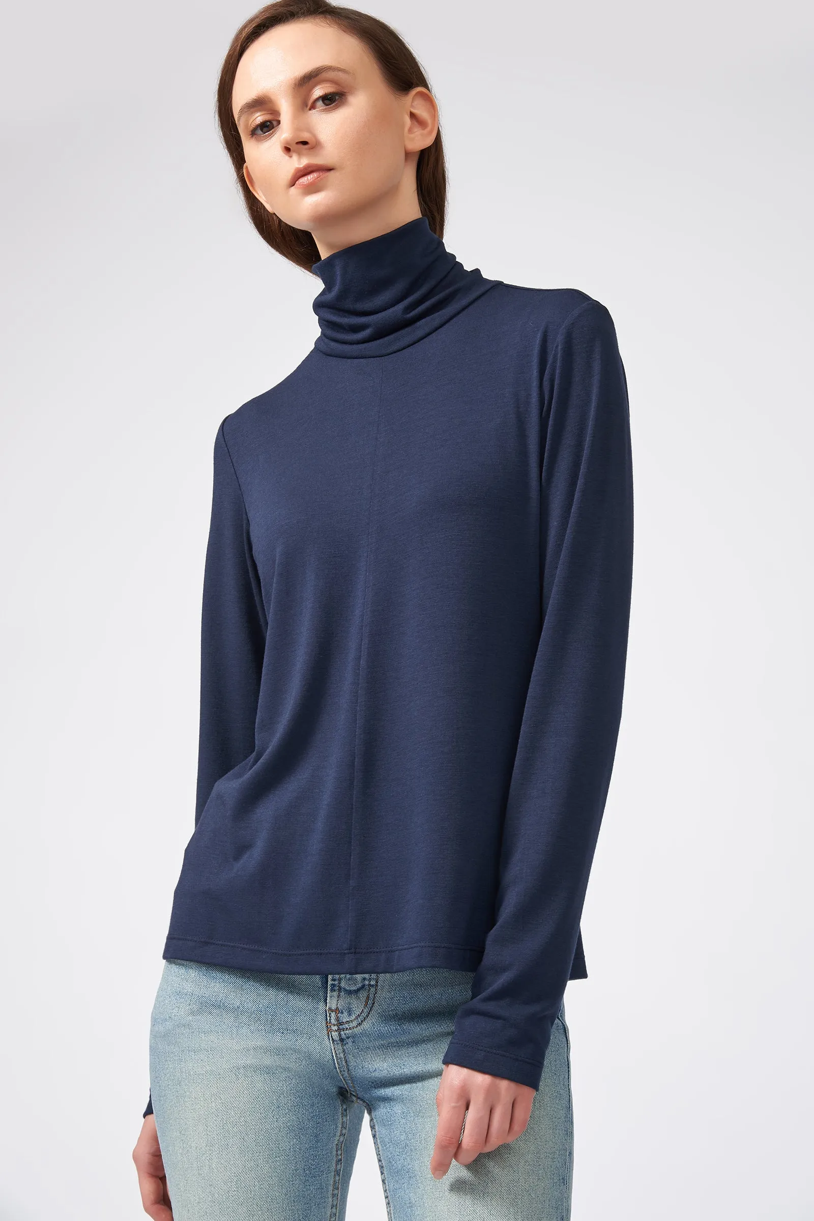 Seamed Fitted Turtleneck - Navy
