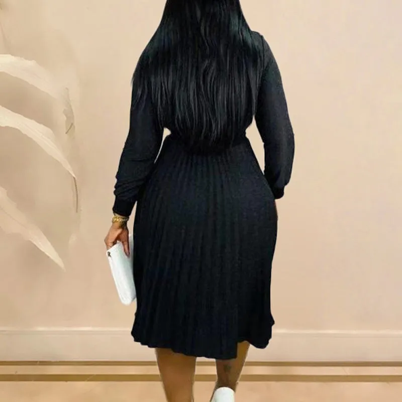 Solid Letter Print Pleated Dress