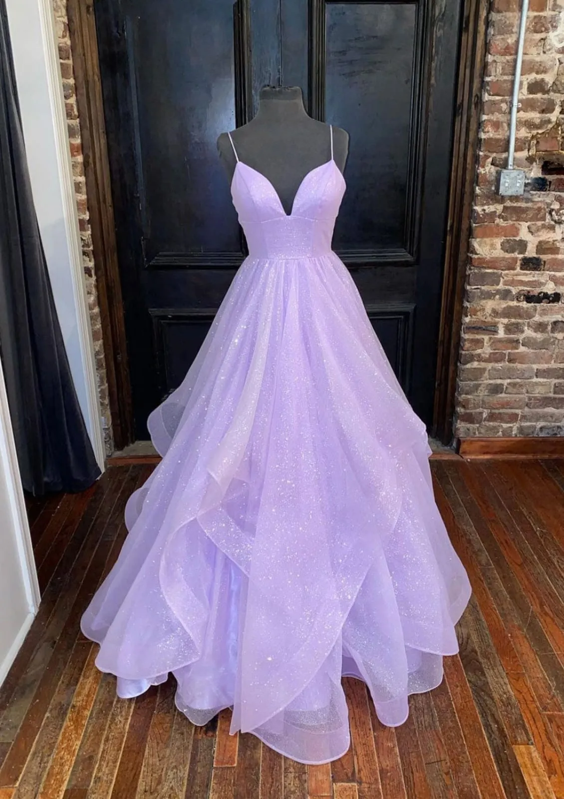 Sparkling A-line Spaghetti Strap Sleeveless Backless Horsehair Organza Prom Dress