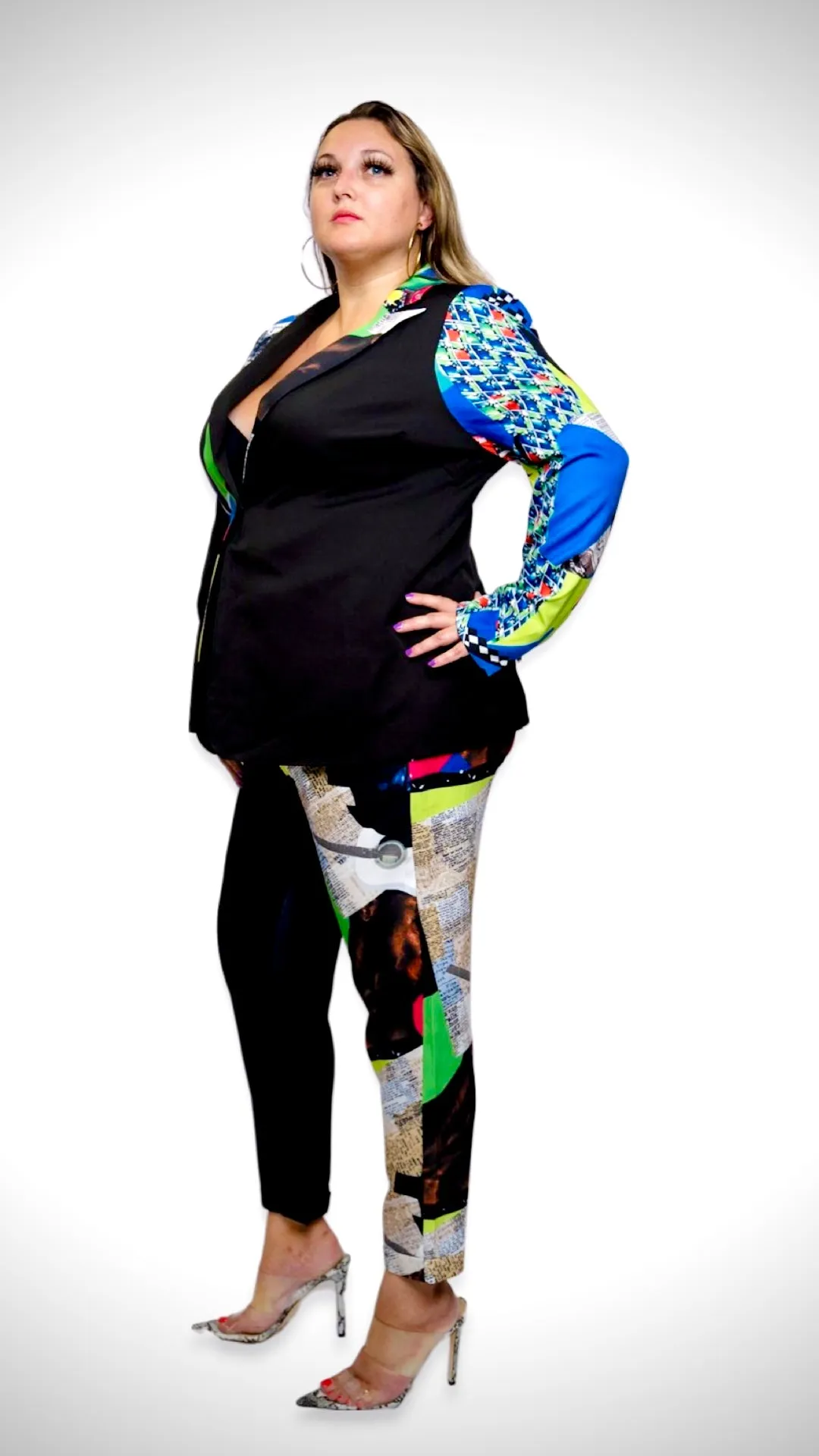 STOP THE PRESS SUIT (CURVY)