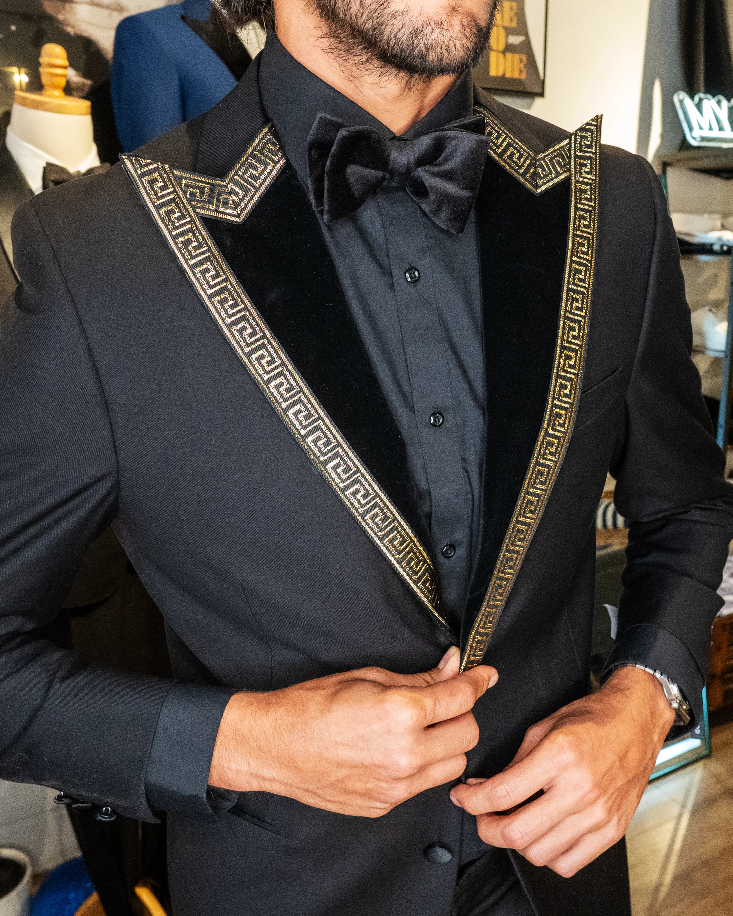 Velvet   Gold  Peak Lapels (black)