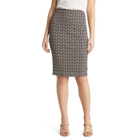 VINCE CAMUTO: Geo Crepe Pencil Skirt In Hazelnut Heather (NWT)