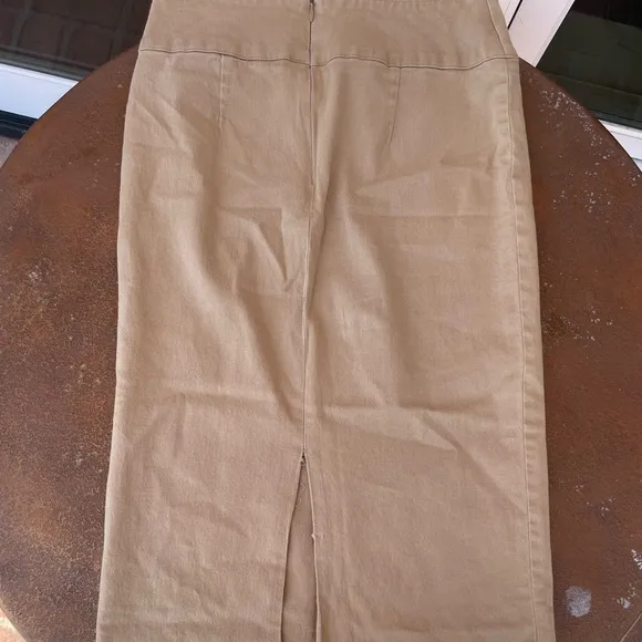 Vintage savion tan pencil skirt