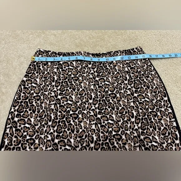 White House Black Market Leopard Pencil Skirt w/ Black Side Stripes - Size: 8