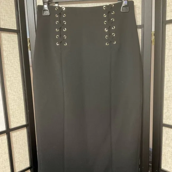 White House Black Market Pencil Skirt w/Silver Eyelets &amp; Lace Up Embellishment