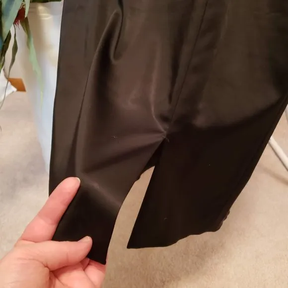 White House Black Market Sateen Pencil Skirt