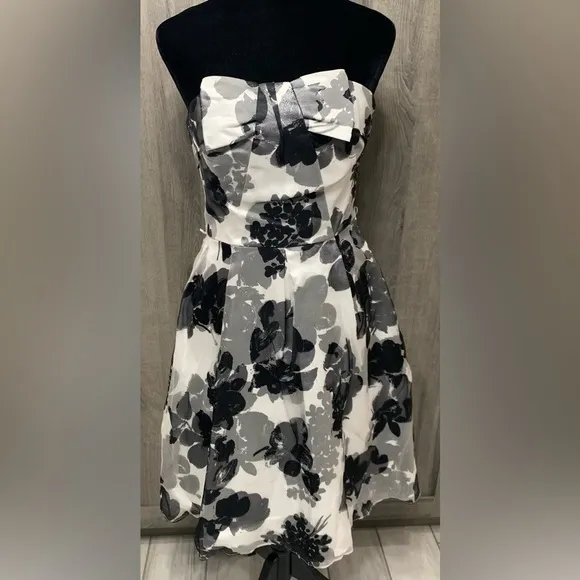 White House Black Market Silk Bow Strapless Rockabilly Dress Women's Size 0