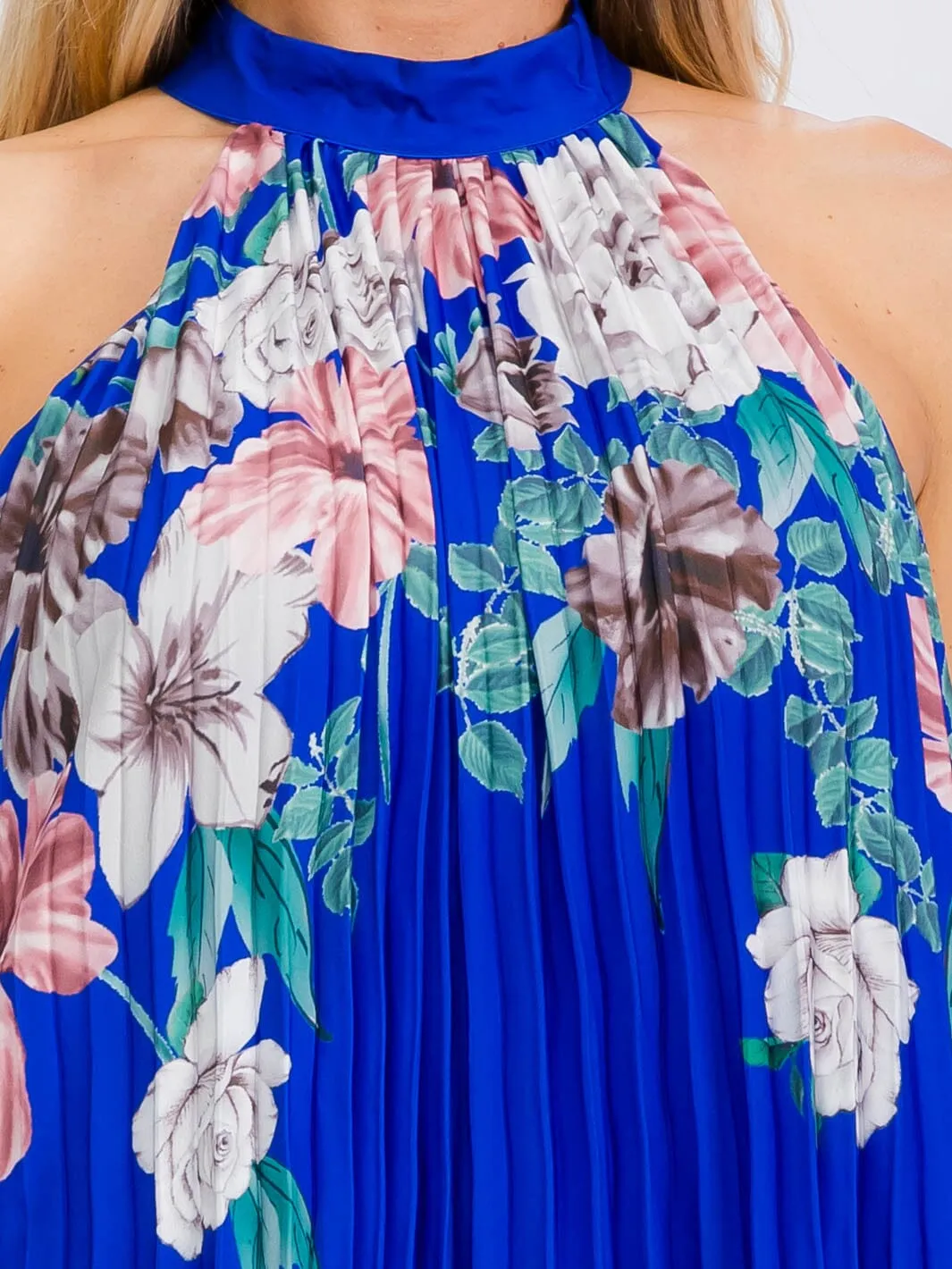 WOMEN'S SLEEVELESS HALTER NECK PLEATED FLORAL MAXI DRESS