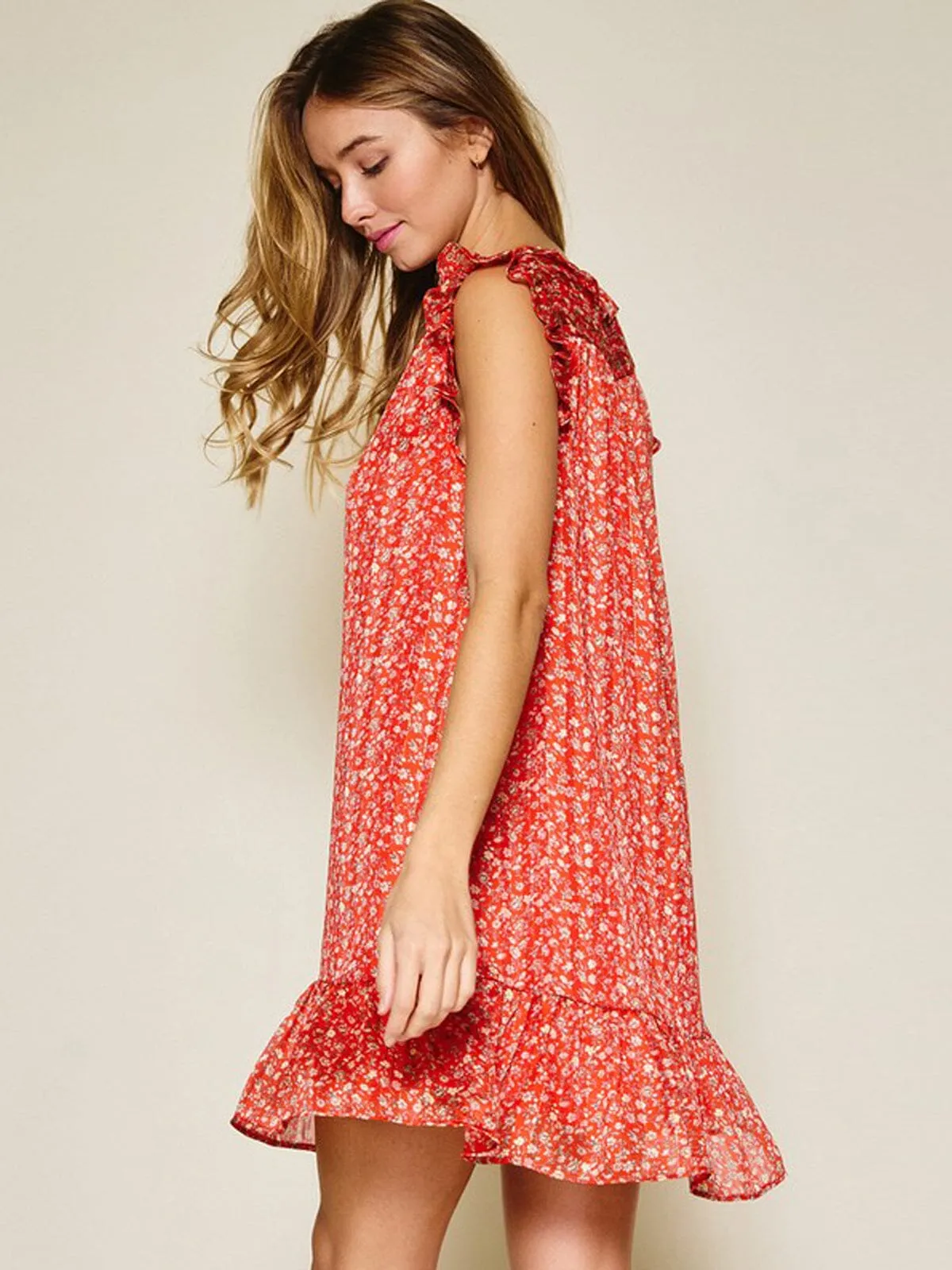 WOMEN'S SLEEVELESS RUFFLE SHIMMER FLORAL MINI DRESS