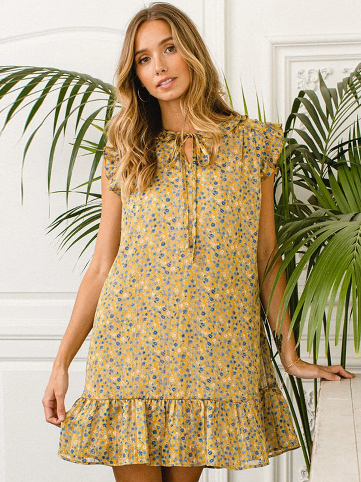 WOMEN'S SLEEVELESS RUFFLE SHIMMER FLORAL MINI DRESS